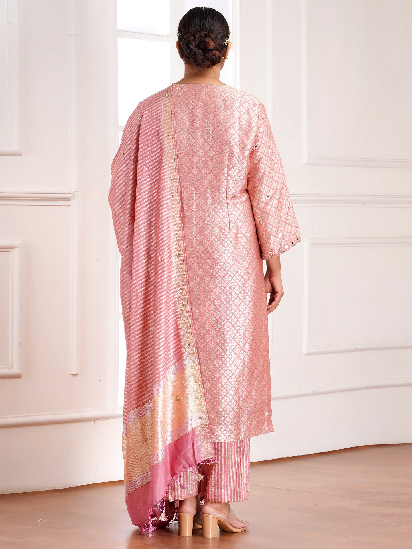 Pink Khin Khab Silk Embroidered Kurta Set