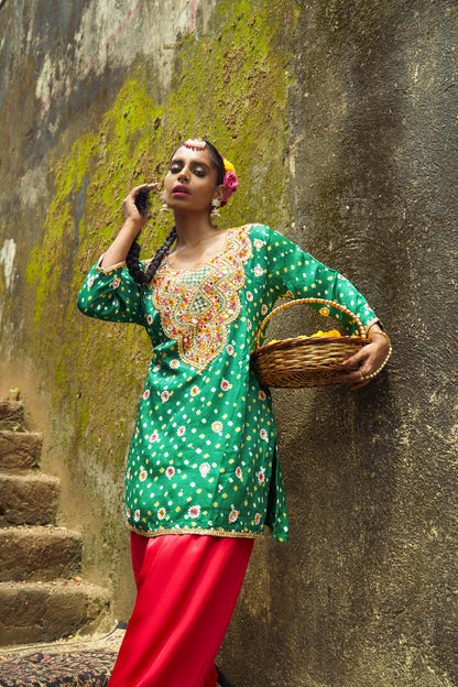 Green Scallop Kurta Set