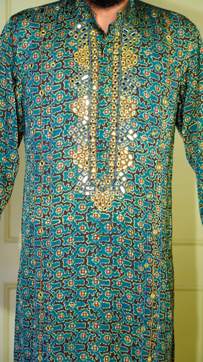 Green Abstract Kurta Set
