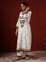 White And Black Minar Paisley Kurta Set