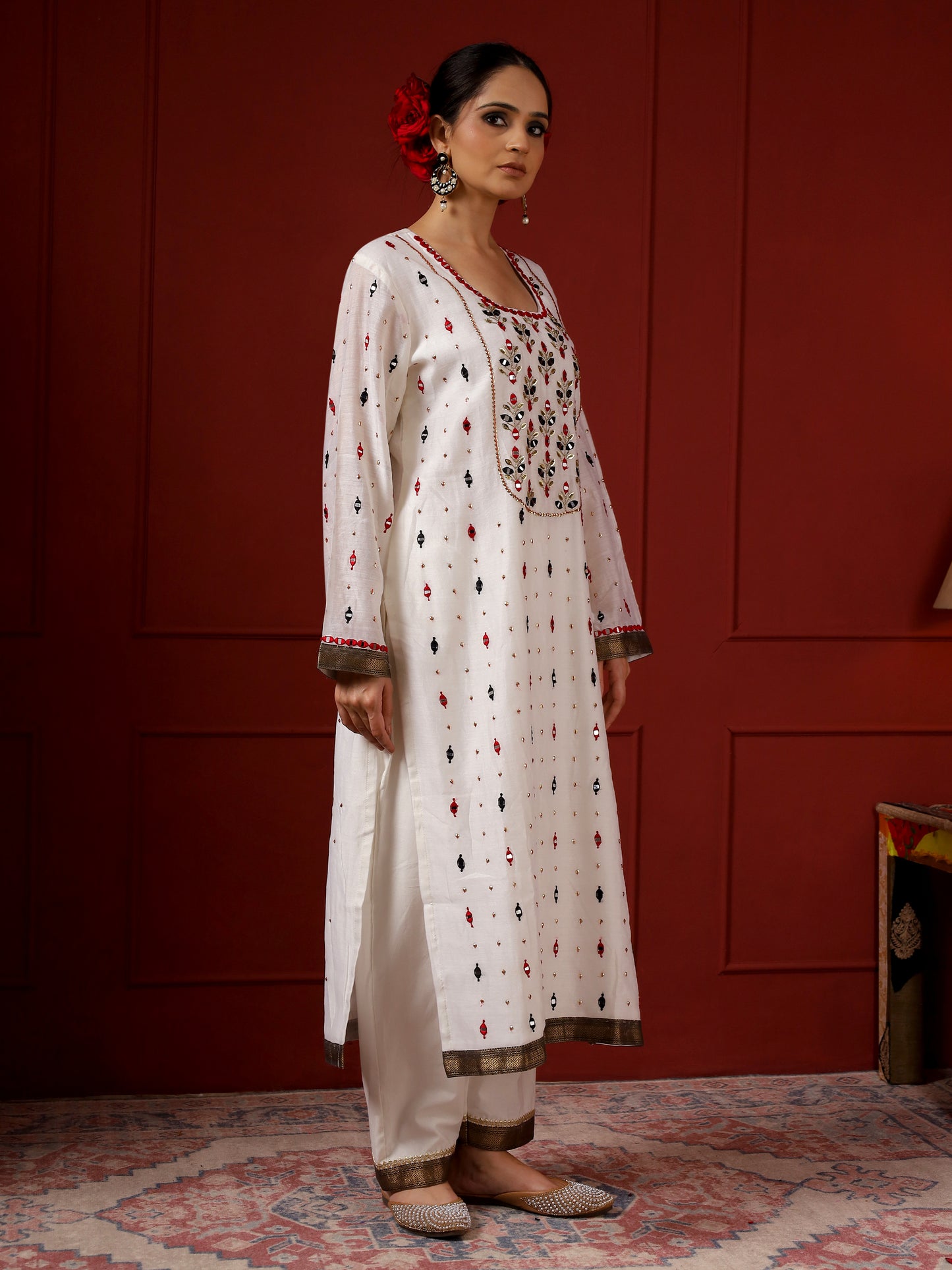 White And Black Leaf Yoke Kurta Set