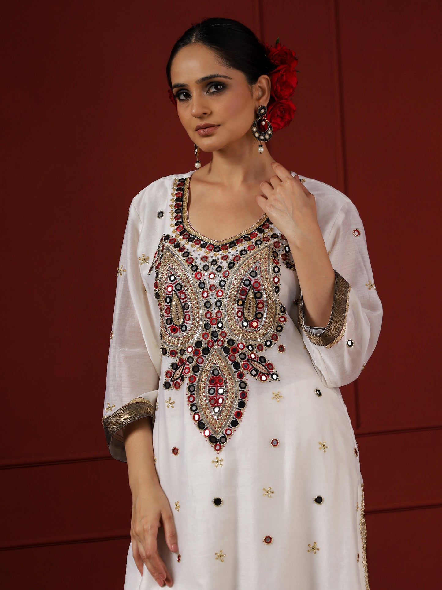 White And Black V Neck kurta set