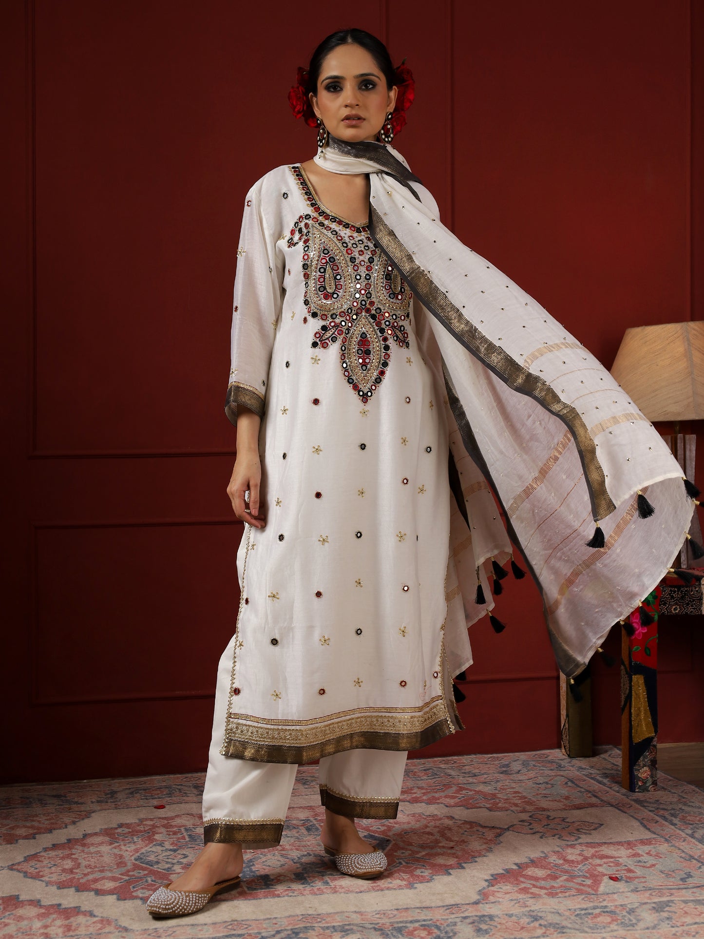 White And Black V Neck kurta set