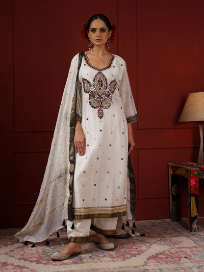 White and Black Small Paisley