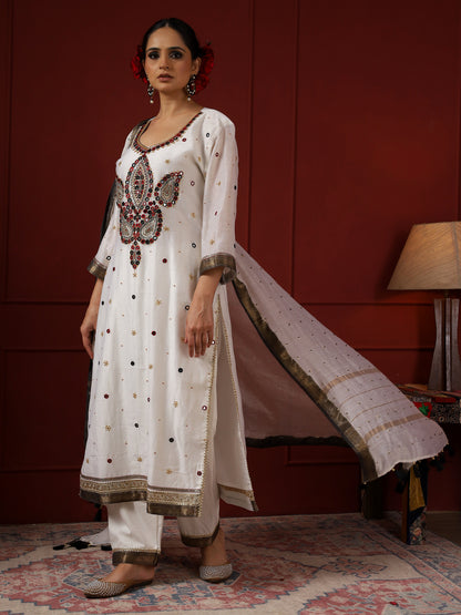 White and Black Small Paisley