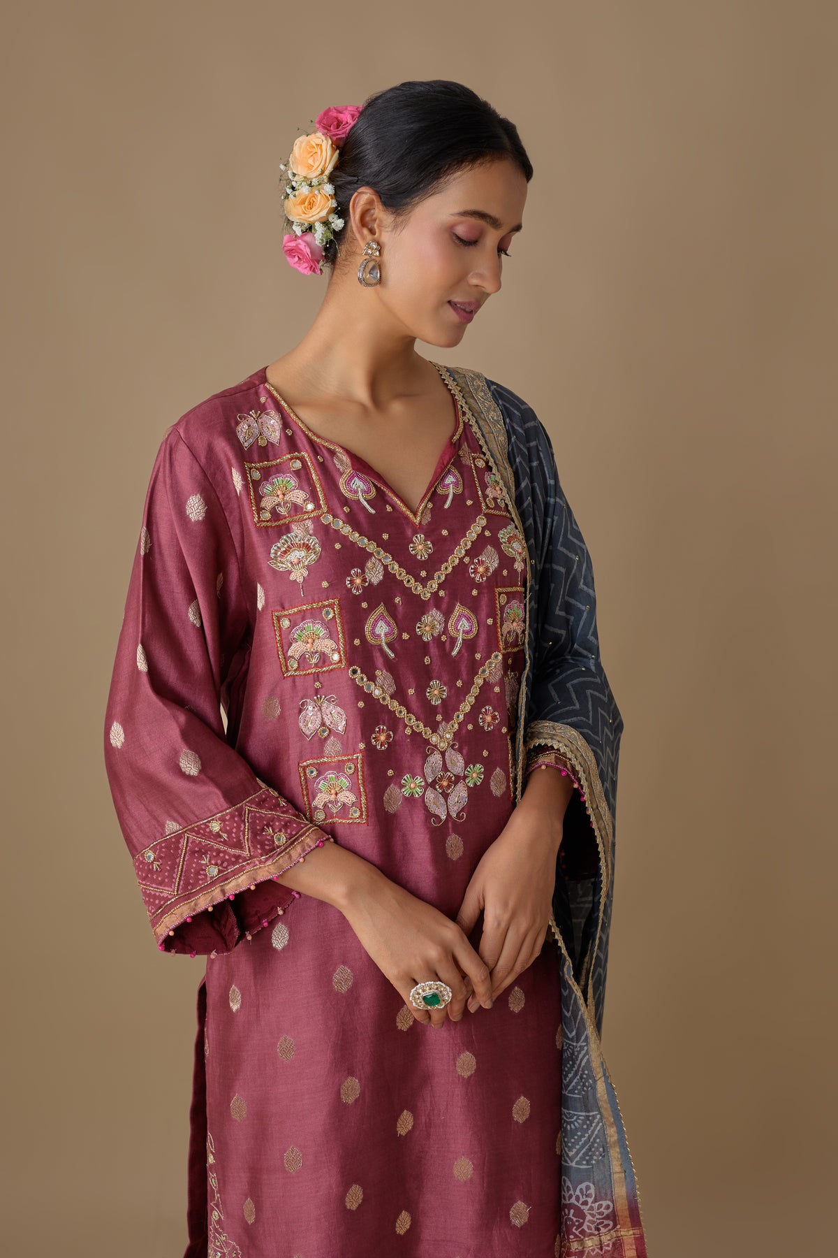 BURGUNDY SILK HAND EMBROIDERED KURTA SET