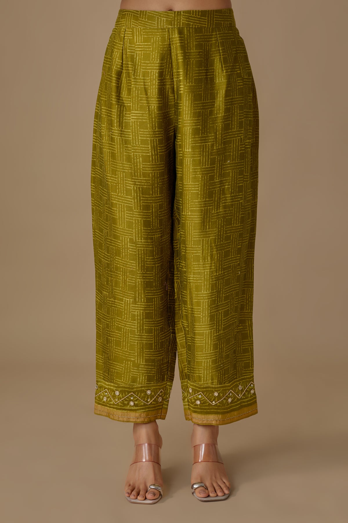 GREEN SILK HAND EMBROIDERED KURTA SET