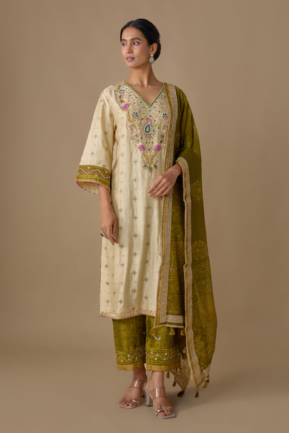 GREEN SILK HAND EMBROIDERED KURTA SET