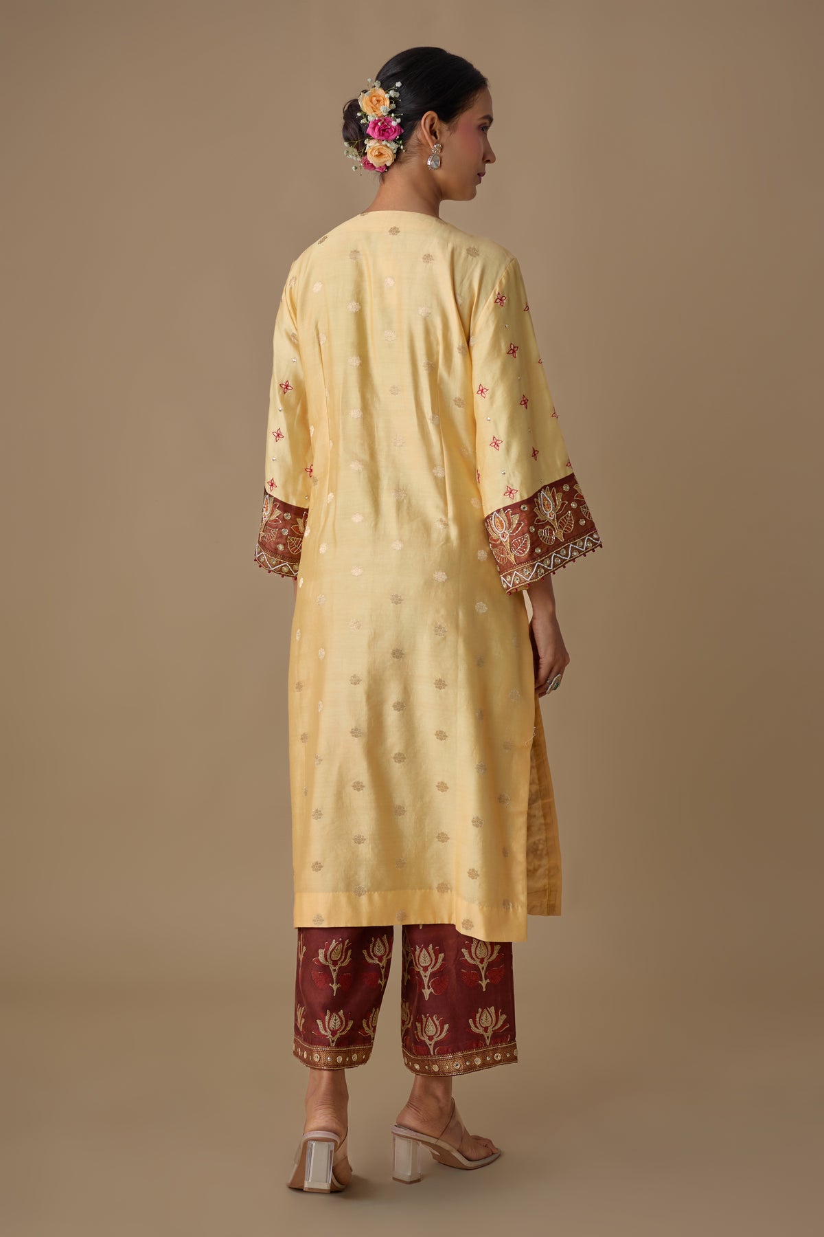 CREAM SILK HAND EMBROIDERED KURTA SET