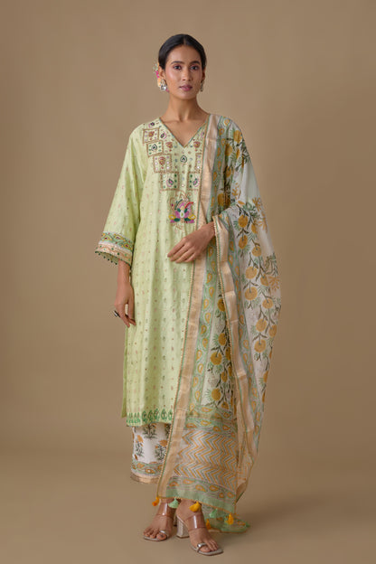 GREEN SILK HAND EMBROIDERED KURTA SET